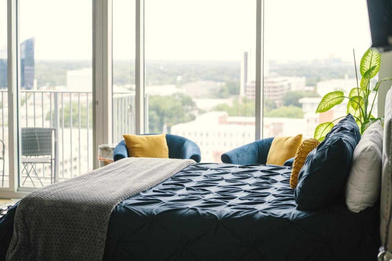 Upscale Downtown High-Rise Apartamento Raleigh Exterior foto