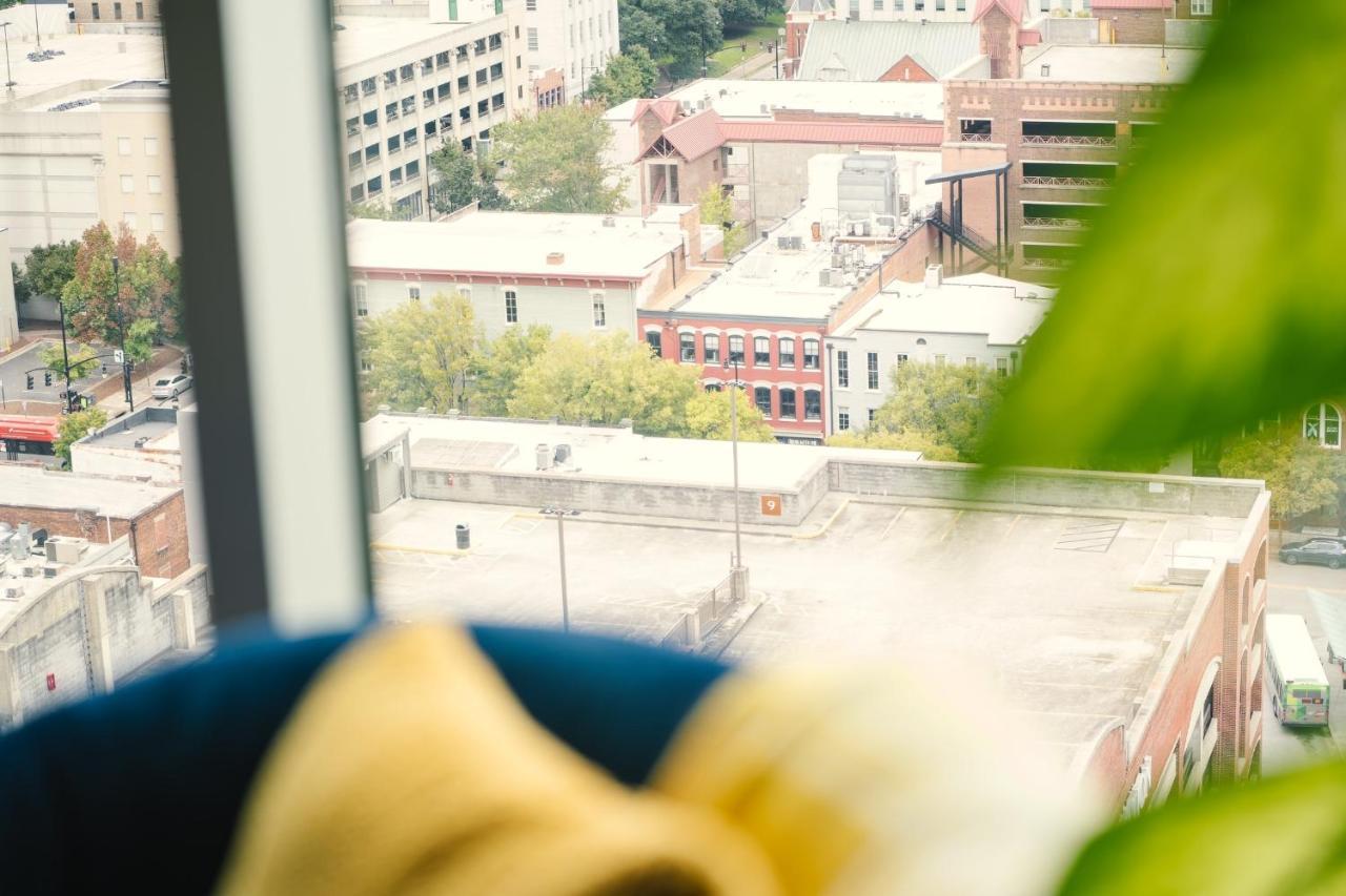 Upscale Downtown High-Rise Apartamento Raleigh Exterior foto
